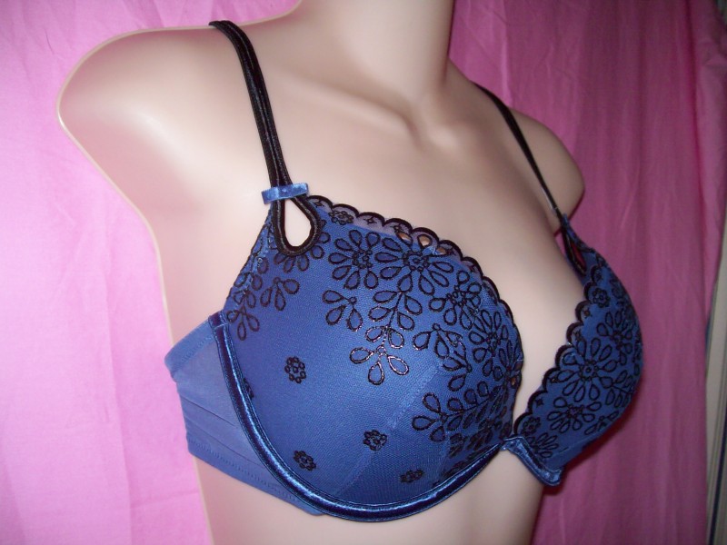 VS_Gorgeous_Multiway_PushUp_Bra_Navy_Black_Side