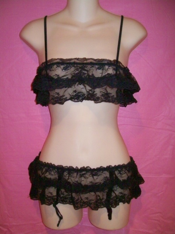 Fantasy_Lace_Bralette_Skirt_Garters_fapf75_2