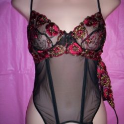 Fantasy_Bordeaux_Red_Bustier