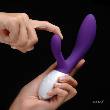 Lelo_INA_2_flexibility_purple