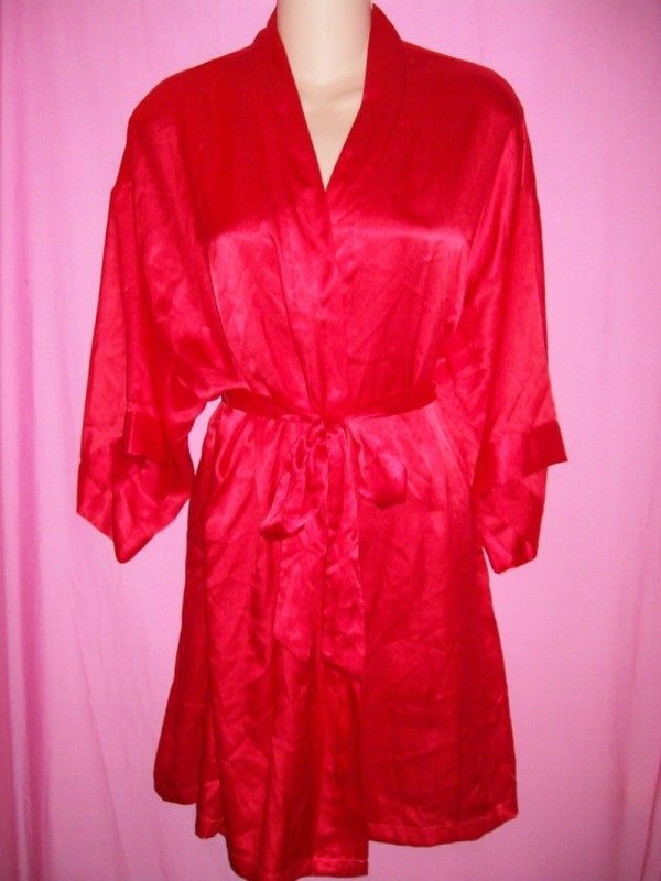 Victorias_Secret_Satin_Kimono_Robe_Red